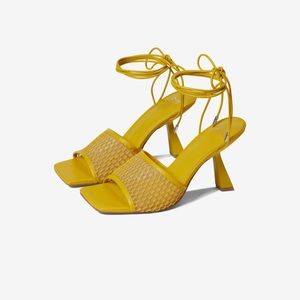 Marc Fisher LTD Dallyn Strappy Sandals